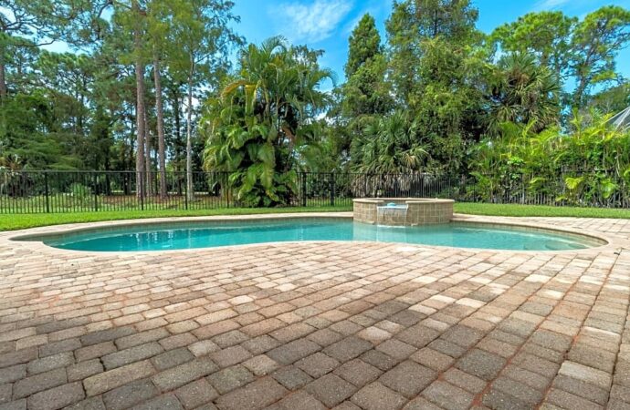 Pool Decks-Hardscape Contractors of Wellington