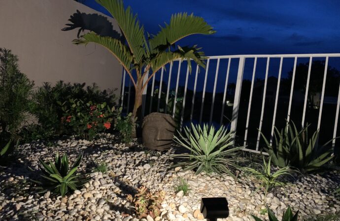 Outdoor spot lights Services-Hardscape Contractors of Wellington