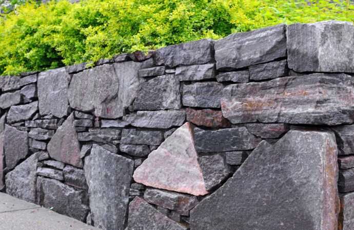 Retaining walls Near Me-Hardscape Contractors of Wellington